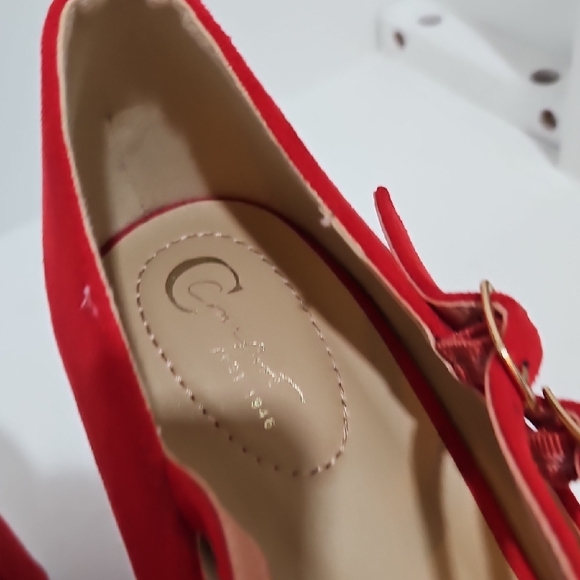 Comfort Est 1946 Women's Red Suede Double-Strap Block Heel Pumps - Picture 14 of 14